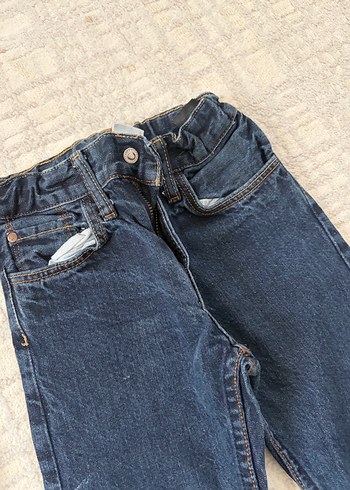 Erkek Çocuk Beyaz ve Lacivert Kot Pantolon - Görsel 4