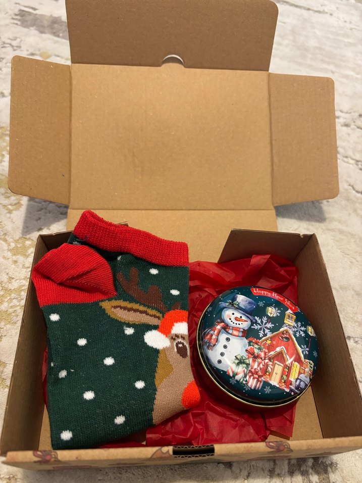 Renkli Yılbaşı Hediyesi Kutusu - Görsel 2