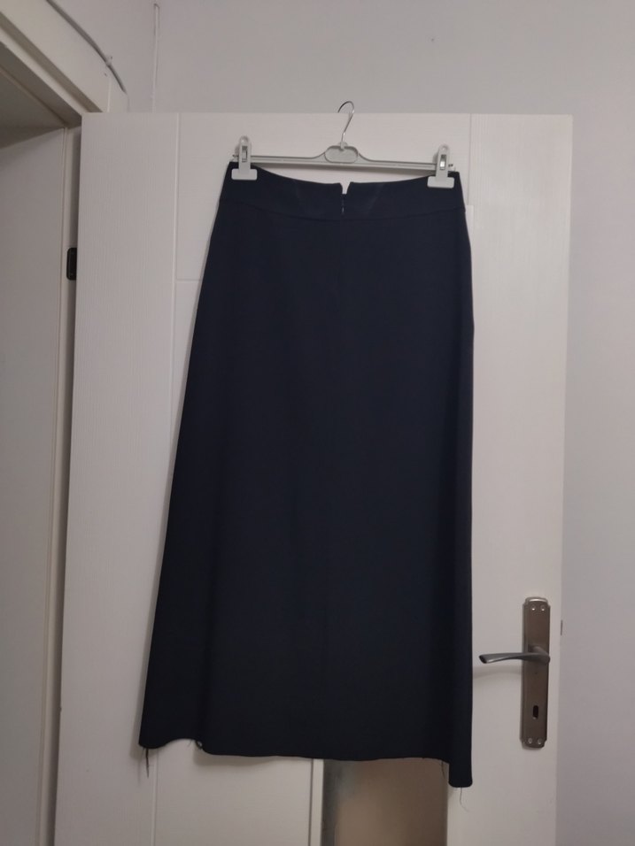 Kadın Siyah Uzun Goth Kemerli Etek - Görsel 4