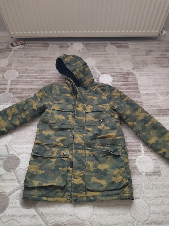 Gri Kamuflaj Desenli Erkek Çocuk Mont - Görsel 2