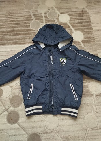 Mavi Kapüşonlu Erkek Çocuk Mont - Görsel 2