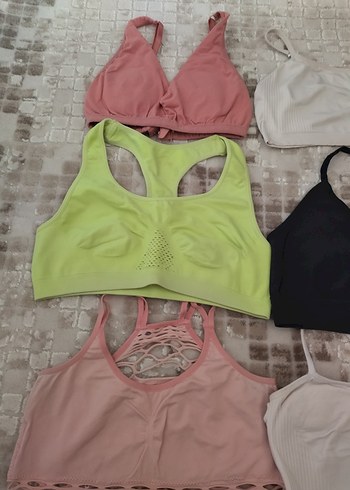 Çok Renkli Kısa Spor Sütyenler - Görsel 3