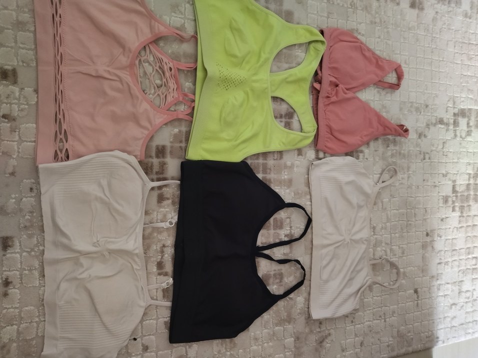 Çok Renkli Kısa Spor Sütyenler - Görsel 2