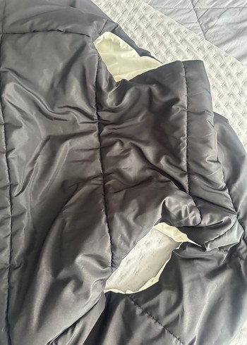 Siyah Yüksek Yakalı Fermuarlı Kadın Yelek - Görsel 6