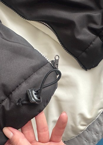 Siyah Yüksek Yakalı Fermuarlı Kadın Yelek - Görsel 5