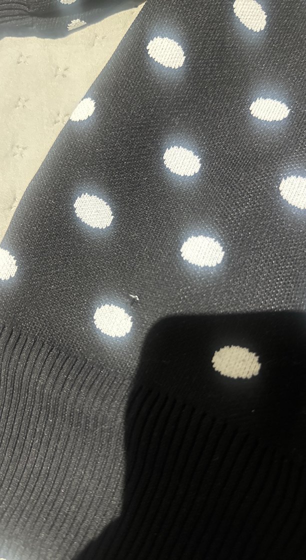 Siyah Beyaz Puantiyeli Kadın Kazak - Görsel 2