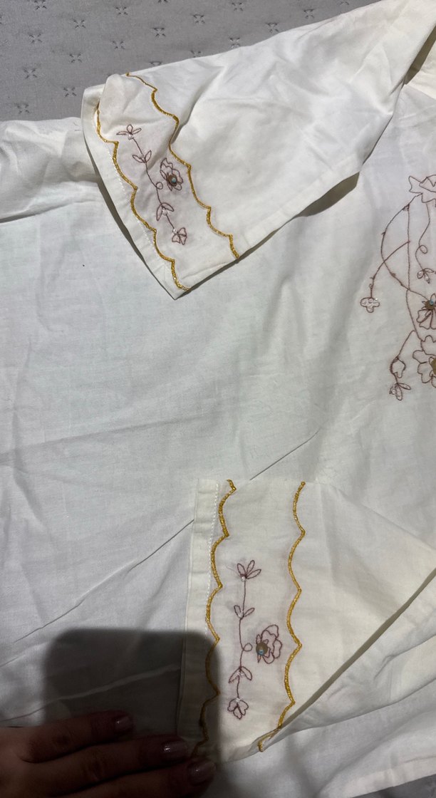 Nakışlı ve Boncuklu Bohem Kadın Bluz - Görsel 4