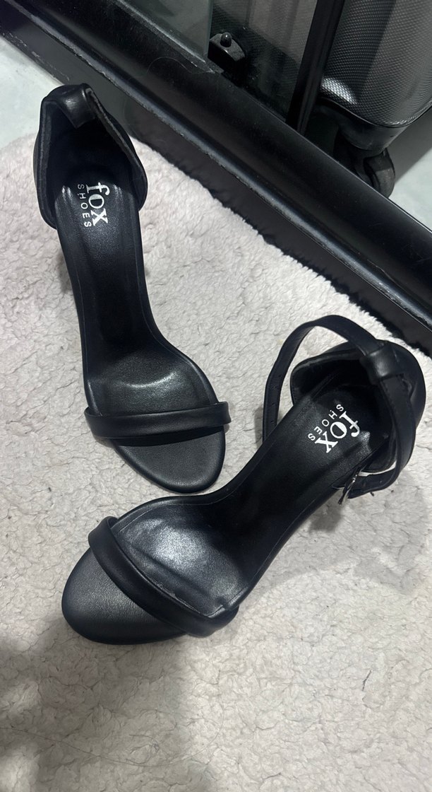 Siyah Tokalı İnce Topuklu Kadın Ayakkabı - Görsel 4