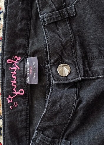 12-13 Yaş Beden LCW pantalon