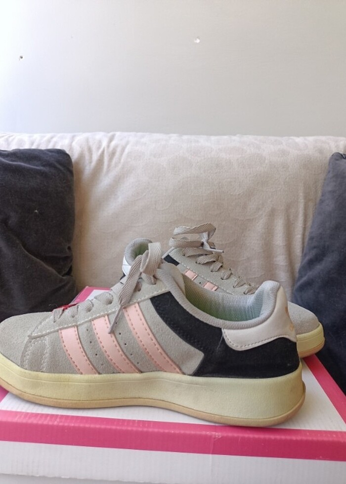 Adidas spor ayakkabı - Görsel 5