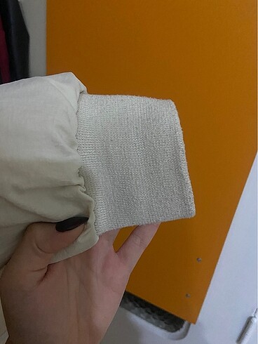 xs Beden ten rengi Renk bershka mont