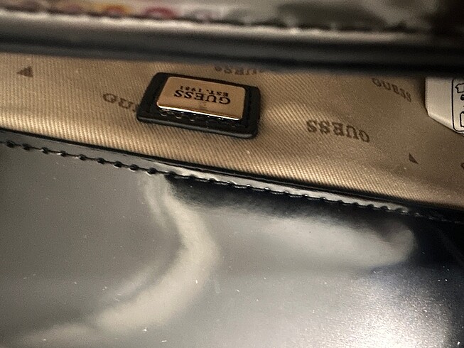  Beden siyah Renk Guess çanta