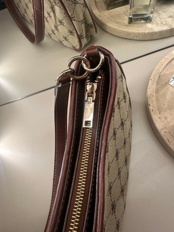 Kahverengi Deri Kemerli Parisli Kadın Çanta - Görsel 3