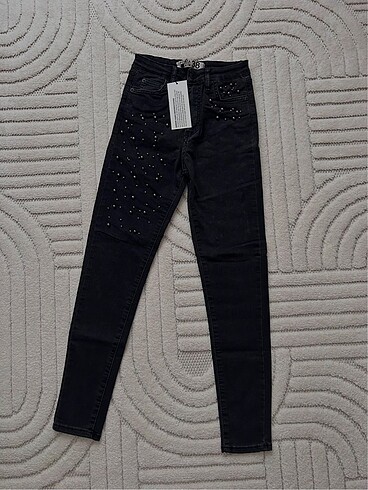 Boncuk Detay Skınny Jeans