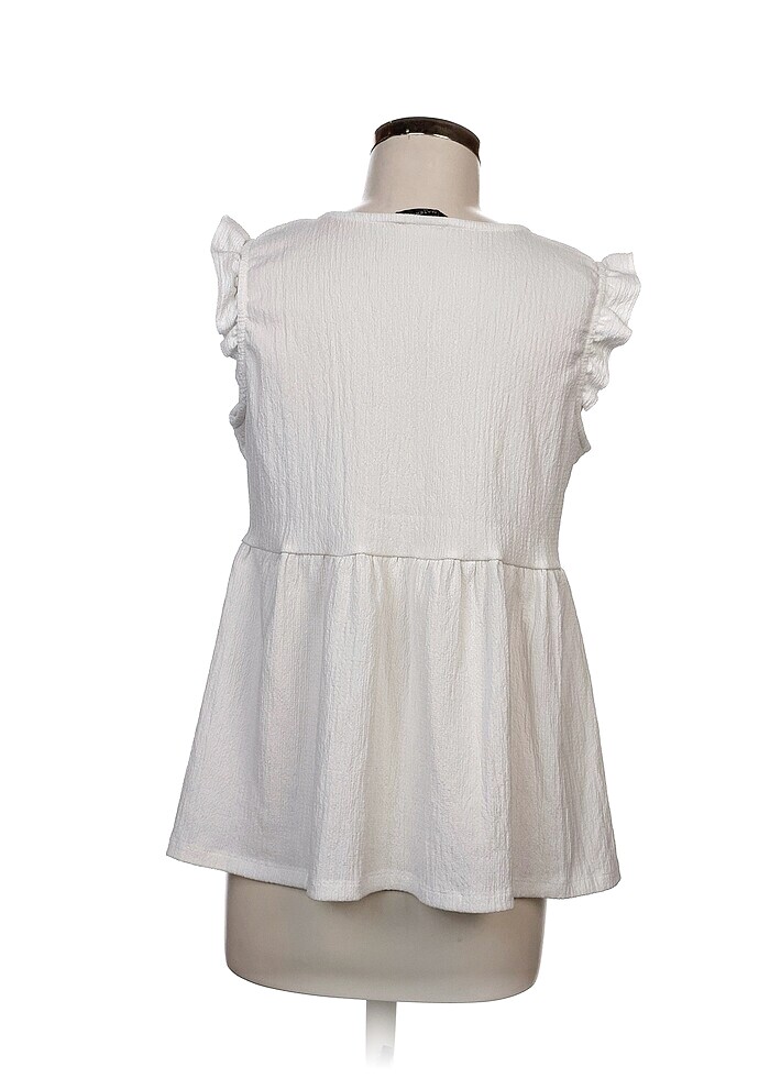 LC Waikiki Bluz %70 İndirimli. - Görsel 3