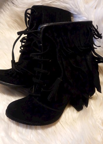 Siyah Süet Püsküllü Yüksek Topuklu Bot - Görsel 4