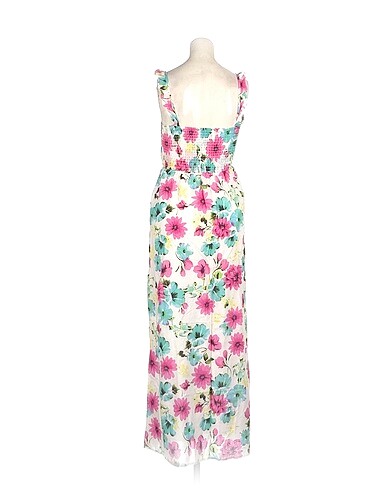 m Beden PreLoved Uzun Elbise %70 İndirimli.