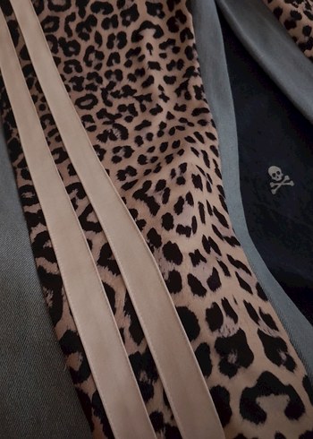m Beden mavi Renk Kahverengi Leopar Desenli Kadın kot pantolon