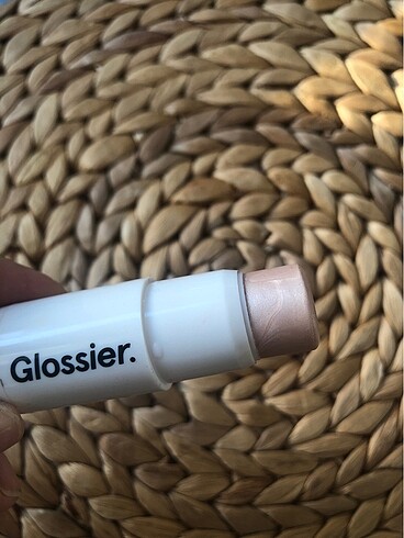 Glossier Haloscope Highlighter Quartz