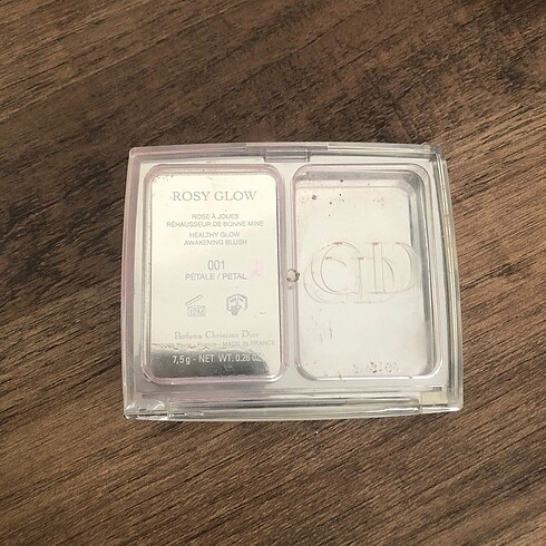 Beden Dior Rosy Glow Allık