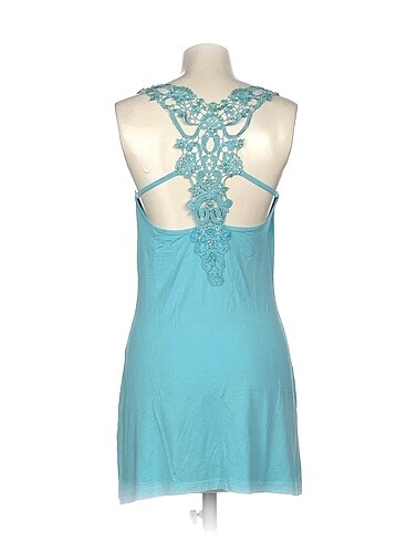 universal Beden PreLoved Kısa Elbise %70 İndirimli.