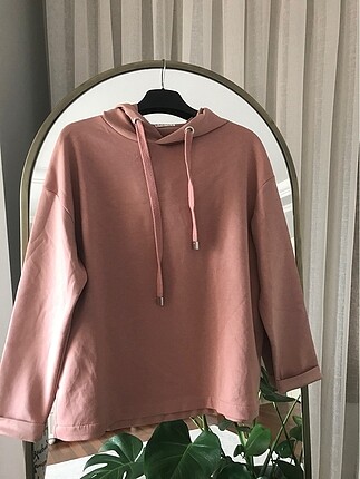 Stradivarius sweatshirt