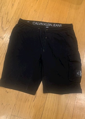 Calvin Klein ürünü