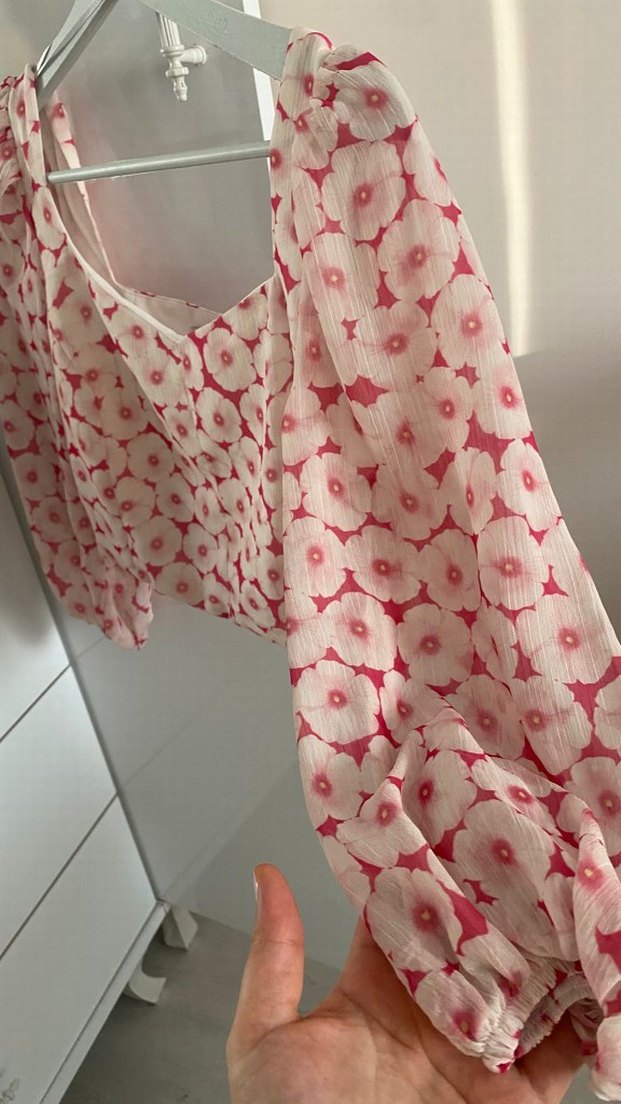 LCW Pembe Desenli Kısa Bluz crop - Görsel 3