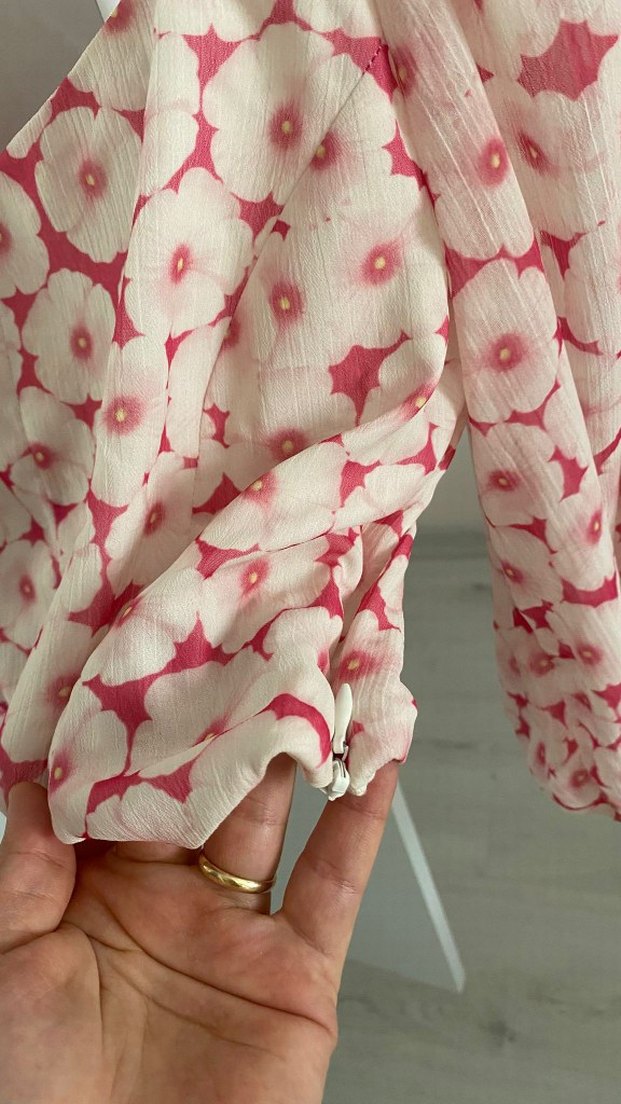 LCW Pembe Desenli Kısa Bluz crop - Görsel 4