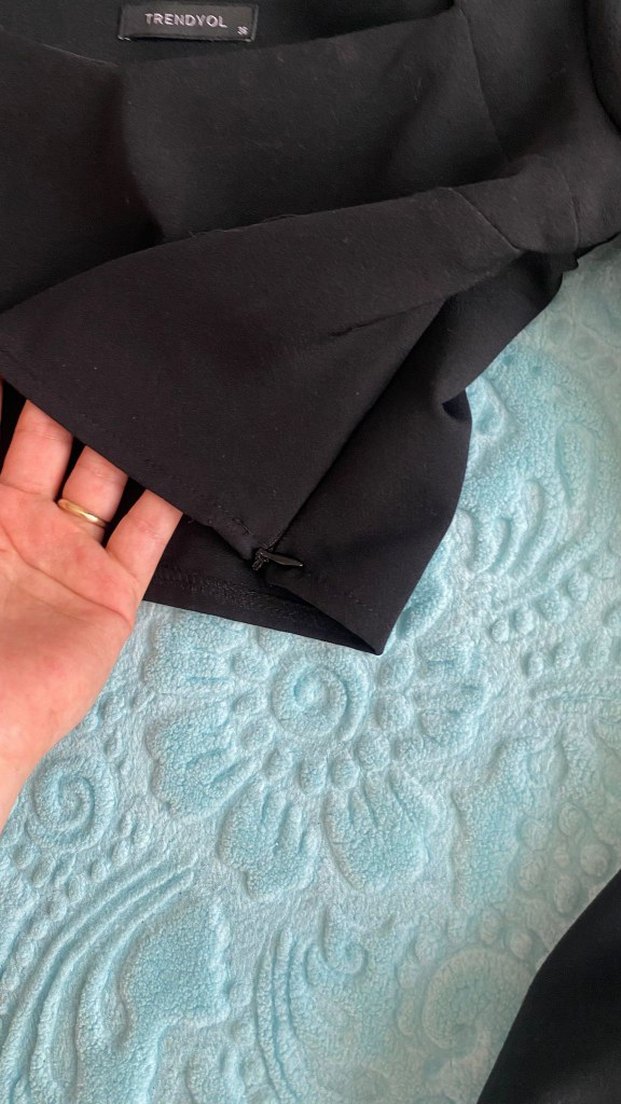 Siyah Drapeli Uzun Kollu Mini Bluz - Görsel 5