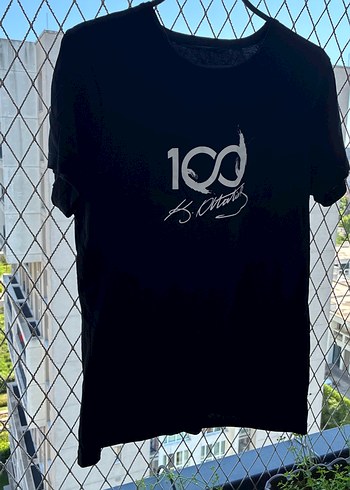 LC Waikiki Siyah 100 Yazili Rahat Tisort