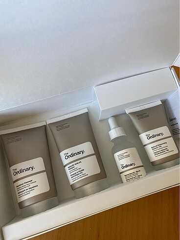 Beden Renk The ordinary serum