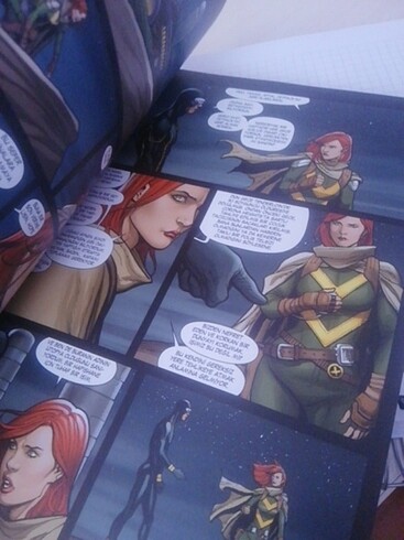 Beden Avengers vs X-men 1
