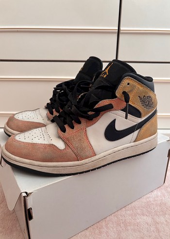 Nike Air jordan 1 mid