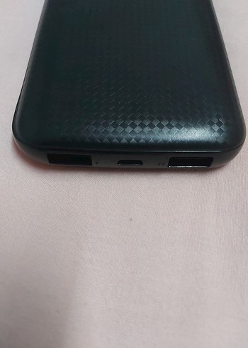 Koyu Gri Power Bank Taşınabilir Şarj Cihazı - Görsel 4