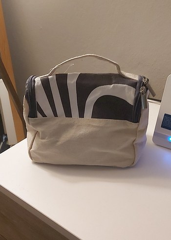 kapağı zebra desenli kadın makyaj Çantası - Görsel 3