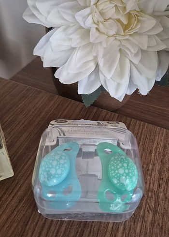 Twistshake Ortodontik Emzik Yeşil 0-6 ay - Görsel 3