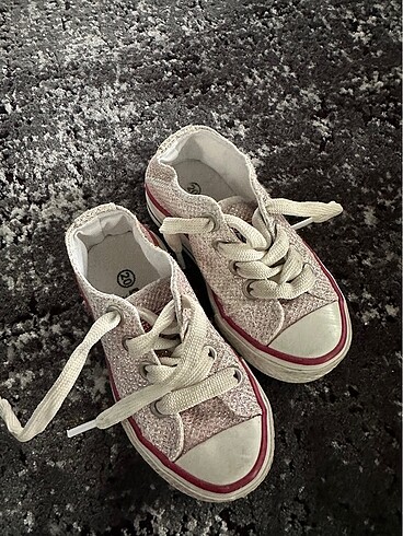 Converse Simli converse
