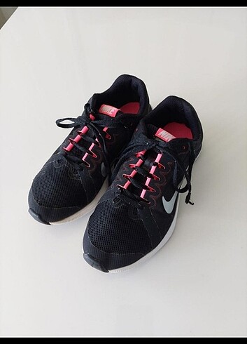 Nike spor ayakkabı
