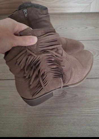 Bej Süet Kadın Dolgu Topuk Bot - Görsel 2