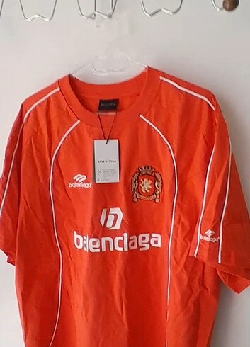 Balenciaga tişört  - Görsel 3