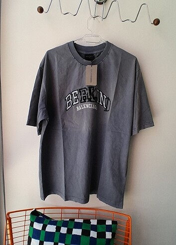 BALENCİAGA TİŞÖRT - Görsel 2