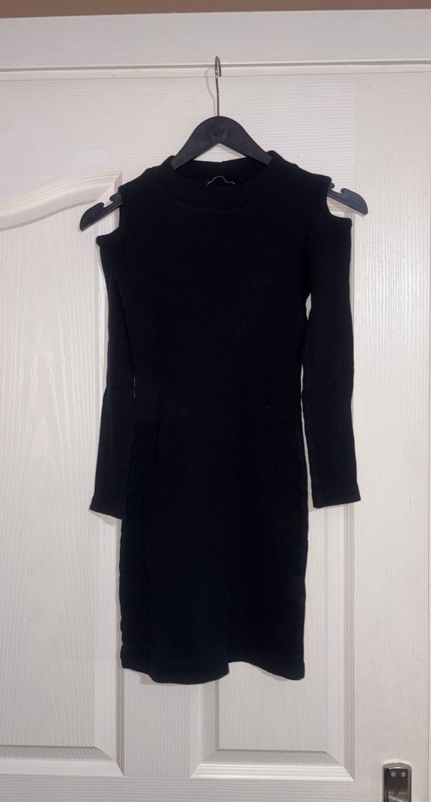 Siyah Yüksek Yakalı Uzun Kollu Midi Triko Elbise - Görsel 4