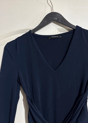Siyah Drapeli V Yaka Kadın Bluz - Görsel 2