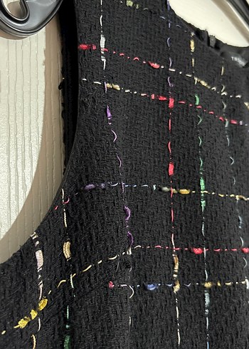 Kareli Siyah Midi Kolsuz Ofis Elbisesi - Görsel 3