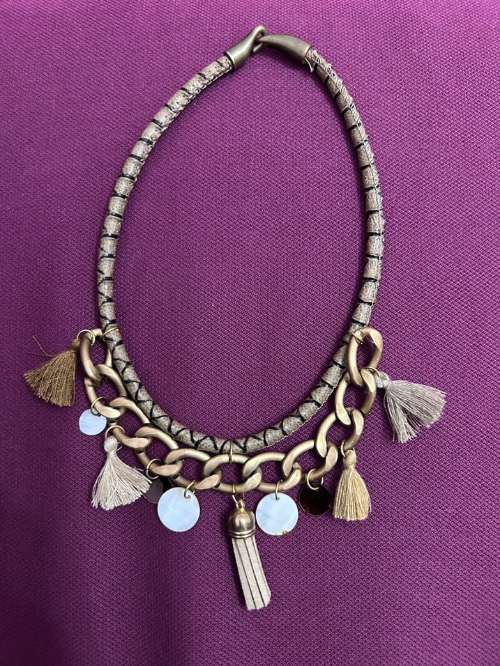 İkili Bohem Tarz Altın Renkli Püsküllü Mini Kolye - Görsel 5