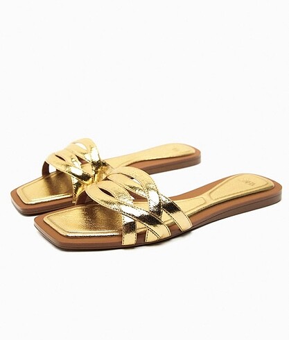 Zara Metalik Yüzeyli Terlik