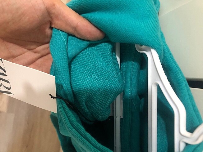 11-12 Yaş Beden Zara 11/12 yaş etiketli sweat