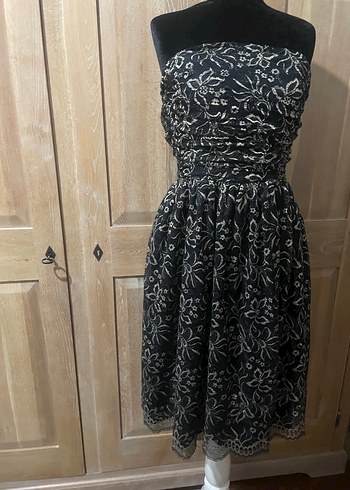 Siyah Nakışlı Dantelli Midi Straplez Elbise - Görsel 2