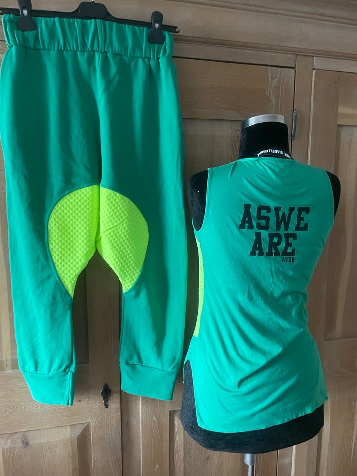 Yeşil Renkli Kadın Spor Takımı - Görsel 4